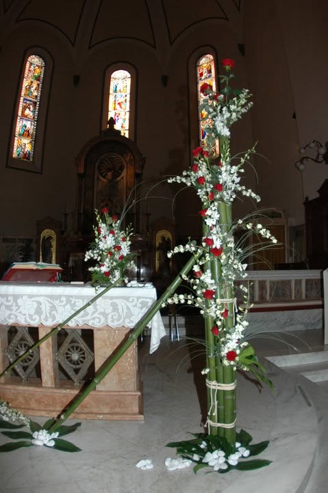 Linee di bambù e fiori